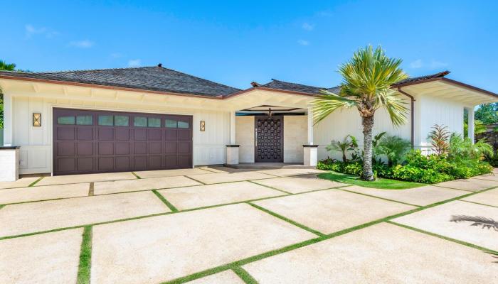 451  Dune Circle Beachside, Kailua home - photo 1 of 1