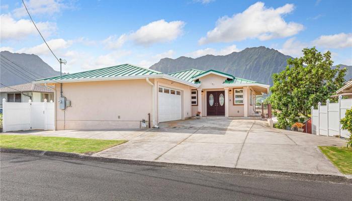 45-145  Popoki Street Mokulele, Kaneohe home - photo 1 of 25