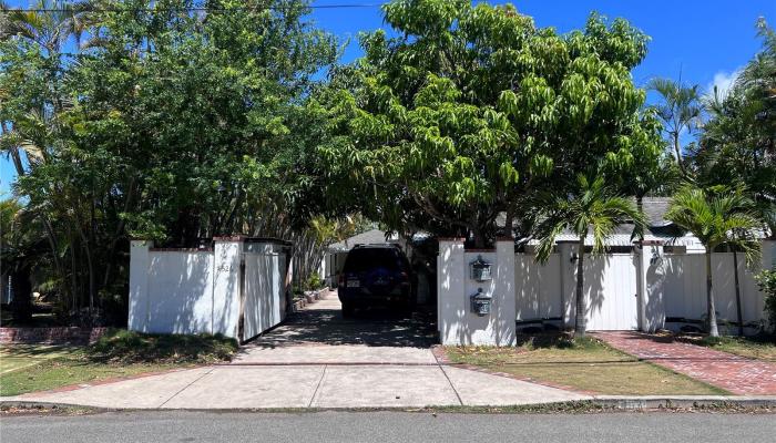 4526  Aukai Ave Kahala Area, Diamond Head home - photo 1 of 12