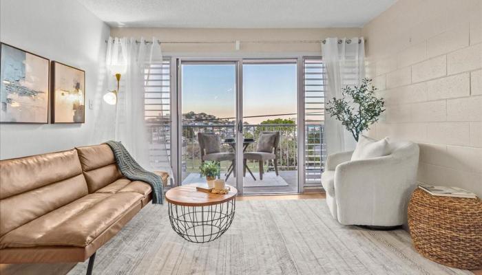 Cliff View Terrace condo # 307, Kaneohe, Hawaii - photo 1 of 1