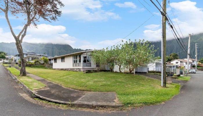 45-532  Mahinui Rd Hale Kou, Kaneohe home - photo 1 of 12