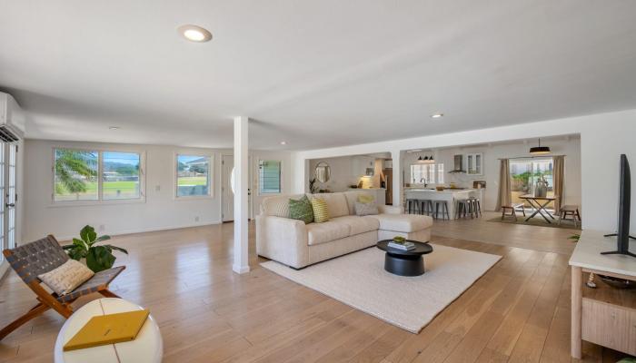 464  Poipu Drive Triangle, Hawaii Kai home - photo 1 of 1