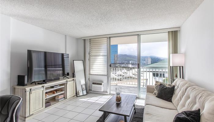 Atkinson Plaza condo # 1603, Honolulu, Hawaii - photo 1 of 1