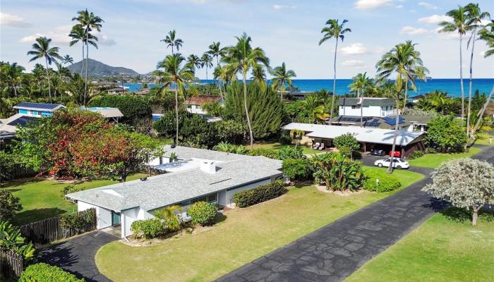 50  Kaiholu Place Beachside, Kailua home - photo 1 of 1