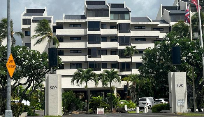 Esplanade condo # 44B, Honolulu, Hawaii - photo 1 of 1