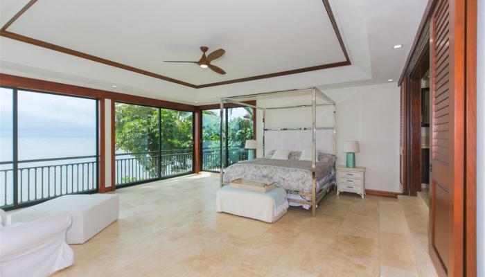 5017  Kalanianaole Hwy Wailupe Bch, Diamond Head home - photo 1 of 1