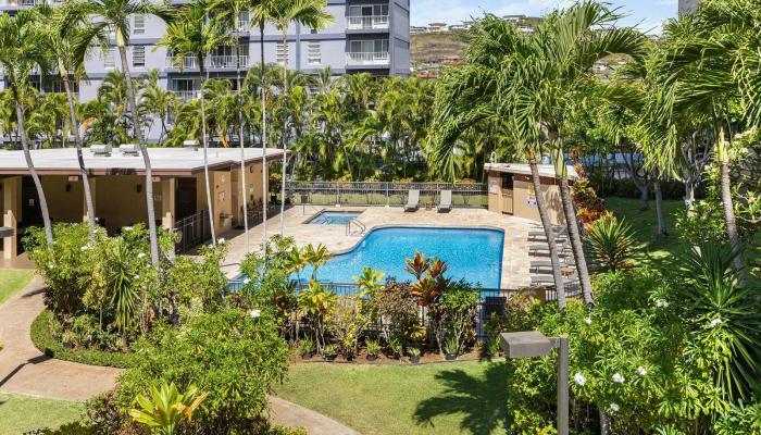 Country Club Plaza condo # 1409, Honolulu, Hawaii - photo 1 of 1