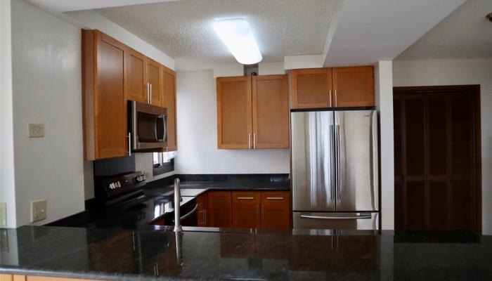 Country Club Plaza condo # 1213, Honolulu, Hawaii - photo 1 of 1