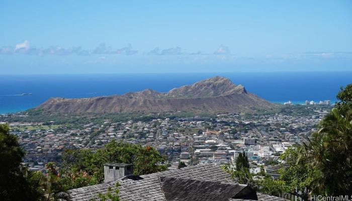 5136  Maunalani Circle Maunalani Heights, Diamond Head home - photo 1 of 3