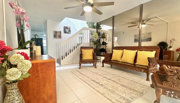 521 Pepeekeo Street townhouse # 8, Honolulu, Hawaii - photo 1 of 11