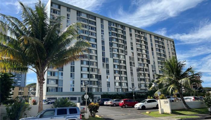 Fairway Gardens condo # 1001, Honolulu, Hawaii - photo 1 of 1