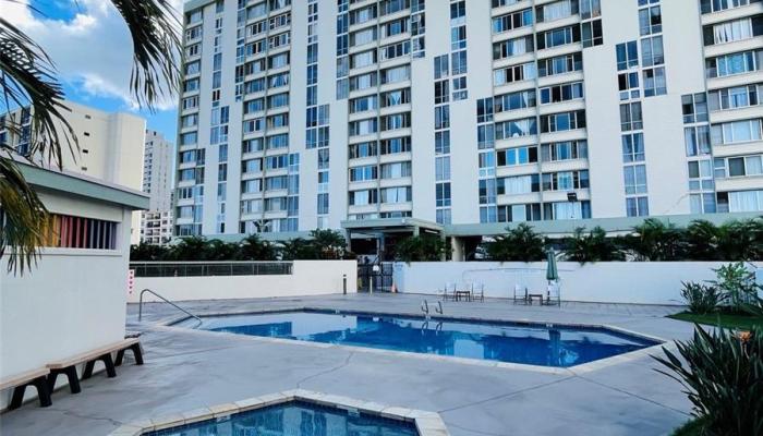 Fairway Gardens condo # 202, Honolulu, Hawaii - photo 1 of 1