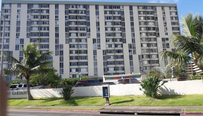 Fairway Gardens condo # 803, Honolulu, Hawaii - photo 1 of 1