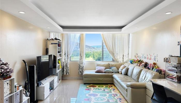 Fairway Gardens condo # 810, Honolulu, Hawaii - photo 1 of 1