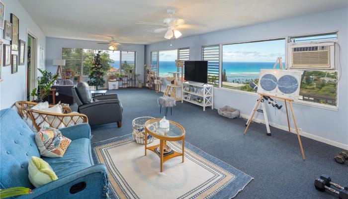 5333  Puahia Place Waialae Iki, Diamond Head home - photo 1 of 1