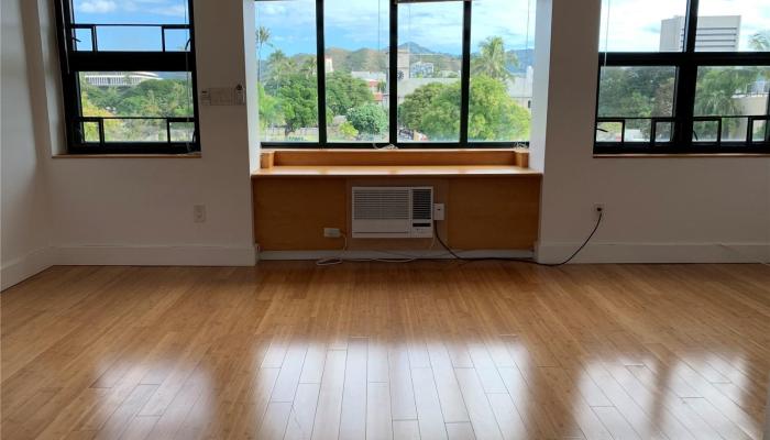 Honuakaha condo # 332, Honolulu, Hawaii - photo 1 of 1