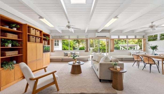 5531  Haleola Street Niu Valley, Diamond Head home - photo 1 of 1