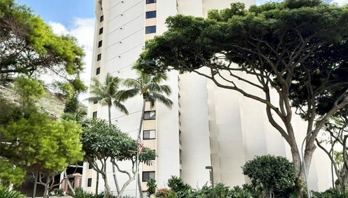 555 Hahaione St Honolulu - Rental - photo 1 of 25