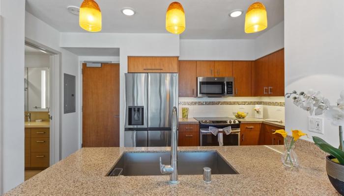 Keauhou Place condo # 2201, Honolulu, Hawaii - photo 1 of 1