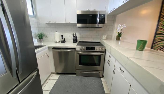 555 University Ave Honolulu - Rental - photo 1 of 1