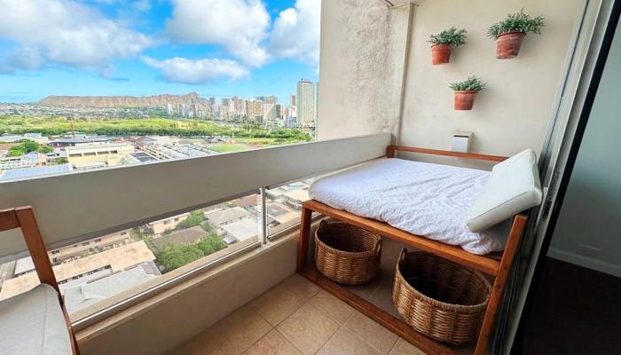 555 University Ave Honolulu - Rental - photo 1 of 1