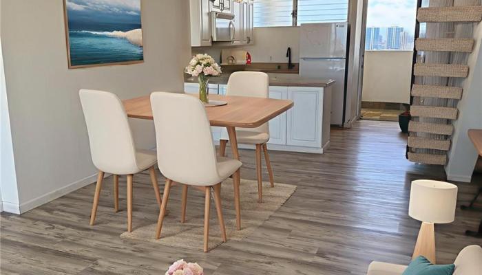 Ala Wai Plaza Skyrise condo # 3207, Honolulu, Hawaii - photo 1 of 1