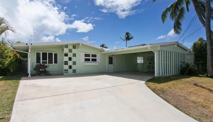 559  Pauku Street Enchanted Lake, Kailua home - photo 1 of 24