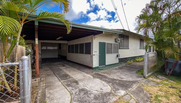 561B  Kawainui Street Coconut Grove, Kailua home - photo 1 of 25