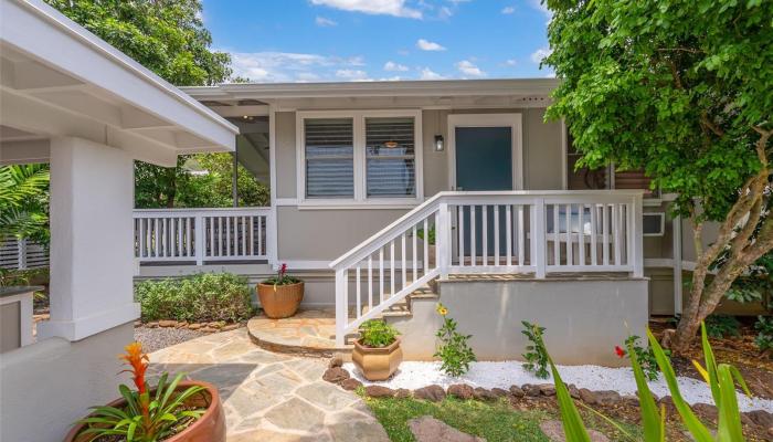 6018  Kaupalena Street Kuliouou, Diamond Head home - photo 1 of 25