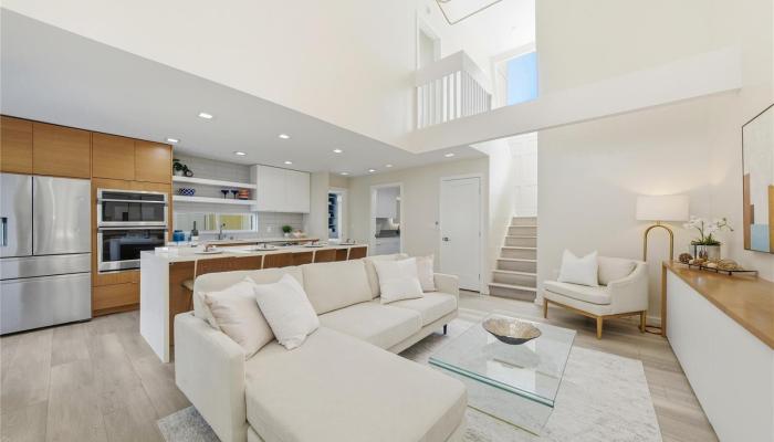 6117 Summer Street townhouse # 6117D, Honolulu, Hawaii - photo 1 of 17