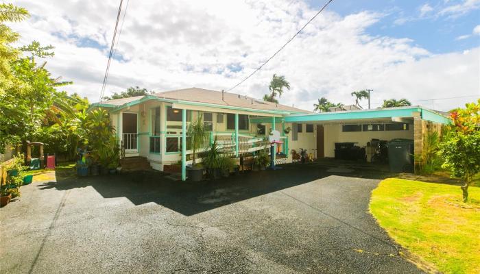 614  Oneawa Street Coconut Grove, Kailua home - photo 1 of 25