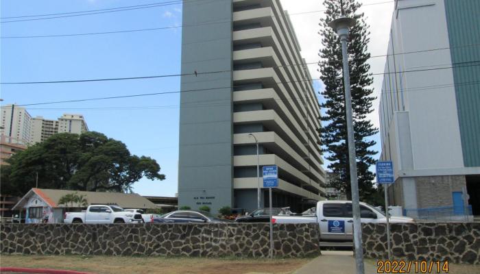 Ala Wai Manor condo # 805, Honolulu, Hawaii - photo 1 of 1