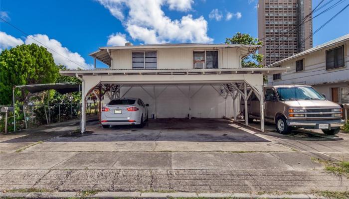 625  Coolidge Street Moiliili, Honolulu home - photo 1 of 17