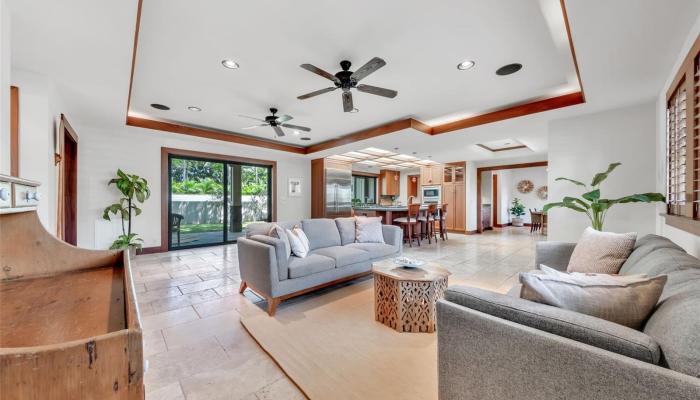 63  Kalaka Place Beachside, Kailua home - photo 1 of 1