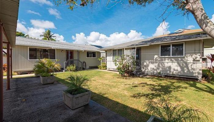 669  Kihapai Street Coconut Grove, Kailua home - photo 1 of 25