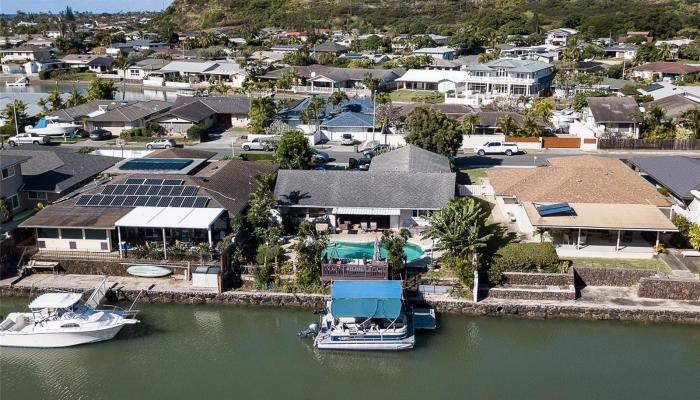 671  Kumukahi Place Spinnaker Isle, Hawaii Kai home - photo 1 of 1