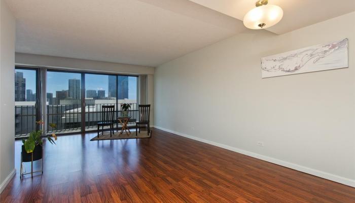 Harbor Square condo # 1107, Honolulu, Hawaii - photo 1 of 25