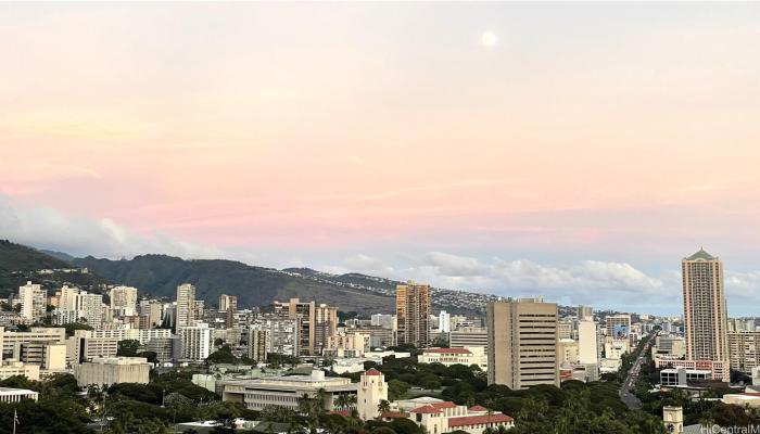 Harbor Square condo # 2205, Honolulu, Hawaii - photo 1 of 18