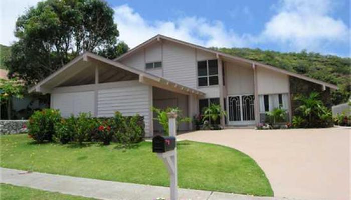 7112  Kukii St Mariners Cove, Hawaii Kai home - photo 1 of 10