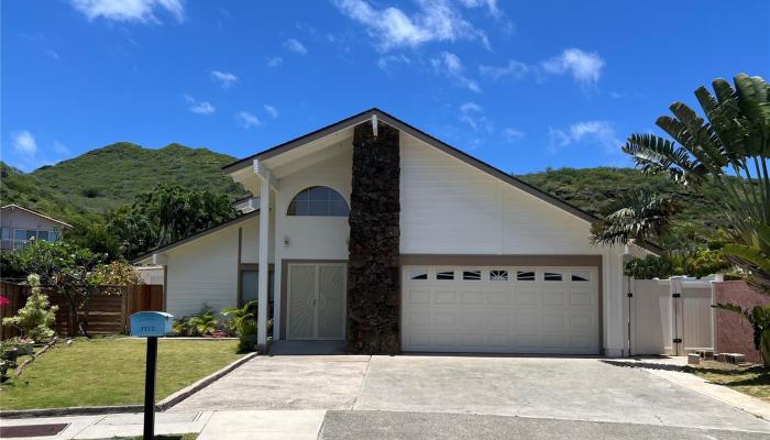 7112  Naakea Street Mariners Cove, Hawaii Kai home - photo 1 of 1