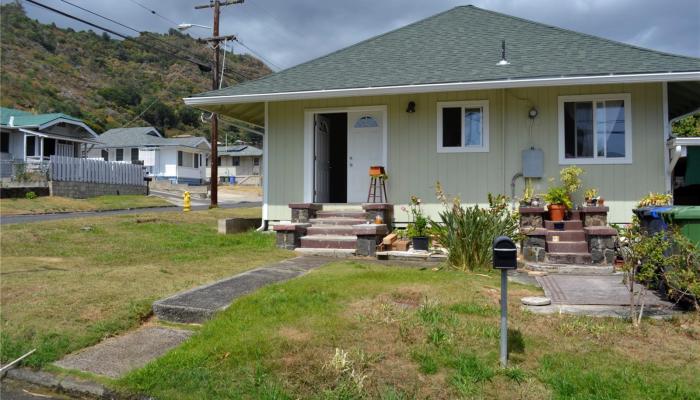 718 Maui Street Honolulu - Rental - photo 1 of 11