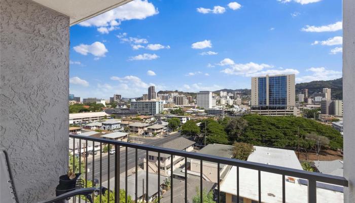 Piikoi Plaza condo # 803, Honolulu, Hawaii - photo 1 of 20