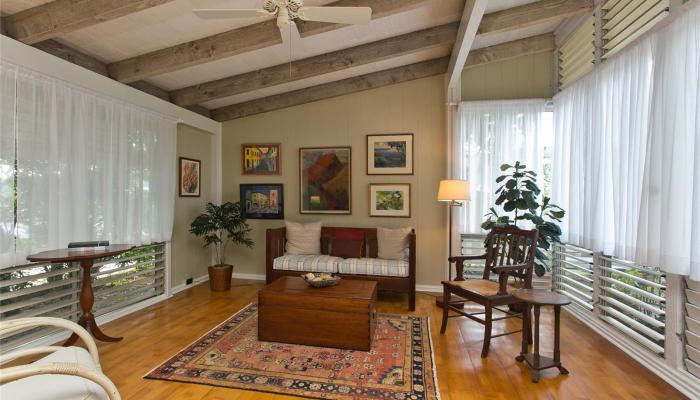 7251  Mokuone Street Koko Head Terrace, Hawaii Kai home - photo 1 of 21