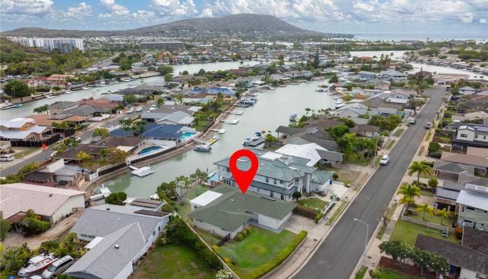 730  Kumukahi Place Spinnaker Isle, Hawaii Kai home - photo 1 of 24