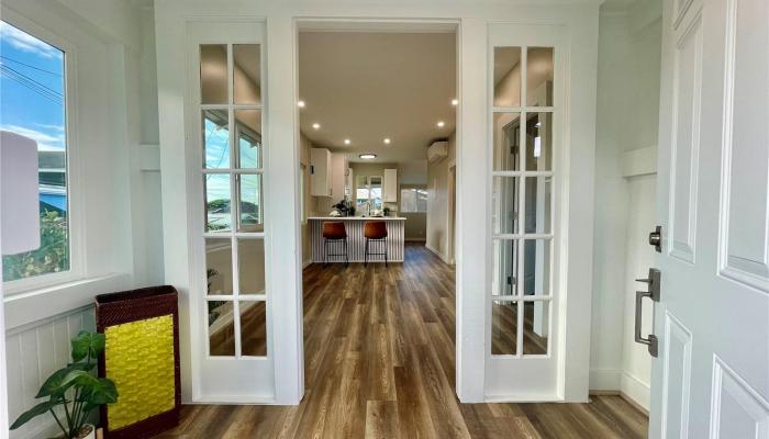 733  School Street Liliha, Honolulu home - photo 1 of 1