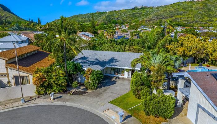 7735  Waikapu Loop Kalama Valley, Hawaii Kai home - photo 1 of 1