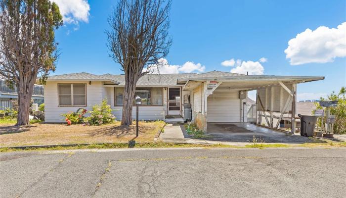 801  Iholena Place Alewa Heights, Honolulu home - photo 1 of 25