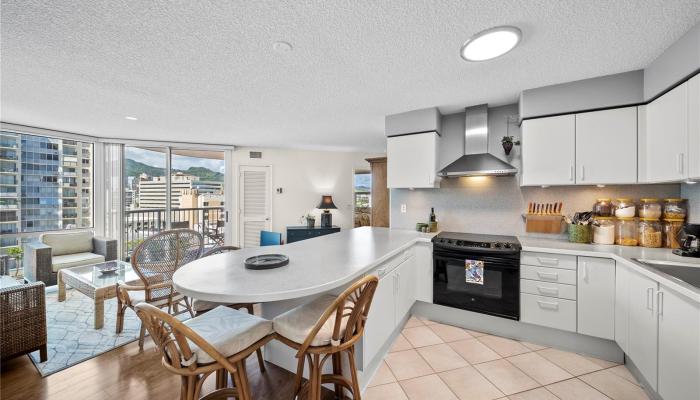 One Archer Lane condo # 1109, Honolulu, Hawaii - photo 1 of 17