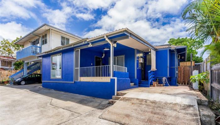 809 11th Ave Honolulu - Rental - photo 1 of 1