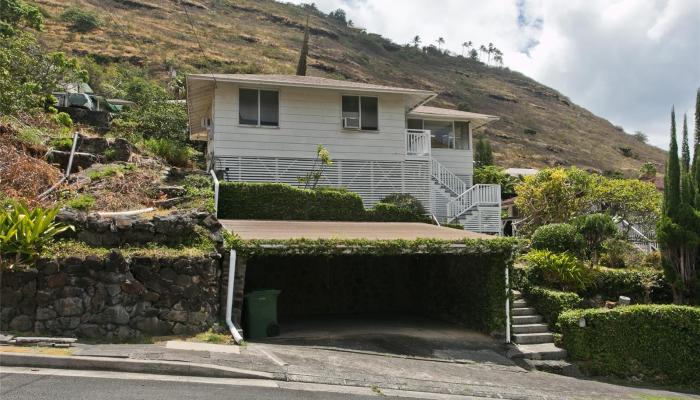 809  Ailuna Street Aina Haina Area, Diamond Head home - photo 1 of 24